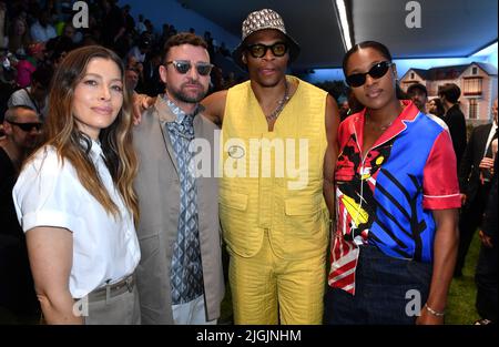 David Beckham, Cruz Beckham, Jessica Biel, Justin Timberlake, Russell Westbrook nehmen an der Dior Homme Menswear Spring Summer 2023 Teil Stockfoto