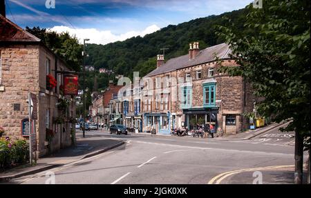 Matlock Bath High Street, entwickelt als eines der ersten Touristenziele des Landes. Stockfoto