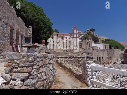 Micro Chorio verlassenes Dorf, Insel Tilos, Dodekanes. In Der Nähe Von Rhodos. Mai 2022. Feder. Stockfoto