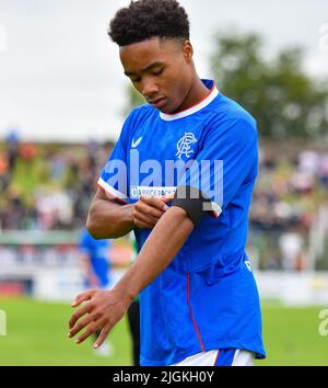 Kane Ritchie-Hosler in Aktion, Glentoran vs Rangers B, Pre-Season Friendly, Bet McLean Oval, Sonntag, 10.. Juli 2022 Stockfoto