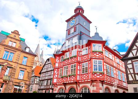Details des holzgerahmten alten Rathauses von Bensheim im Stadtteil Bergstraße in Südhessen in Deutschland Stockfoto
