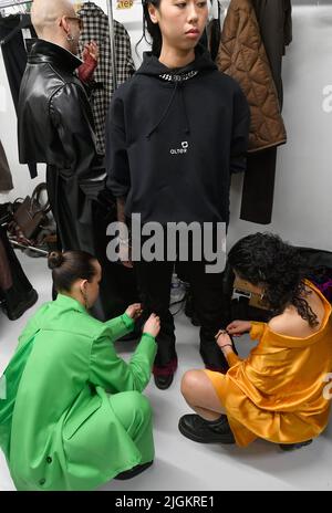 Pauline Ducruet - Backstage du défilé Alter Femme Automne/Hiver 2022/2023 lors de la Fashion Week de Paris, Frankreich, le 1er mars 2022 Stockfoto