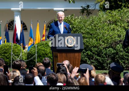 Washington, Usa. 11.. Juli 2022. Präsident Joe Biden spricht bei einer Veranstaltung zur Erinnerung an die Unterzeichnung des überparteilichen Gesetzes über sicherere Gemeinschaften. Kredit: SOPA Images Limited/Alamy Live Nachrichten Stockfoto