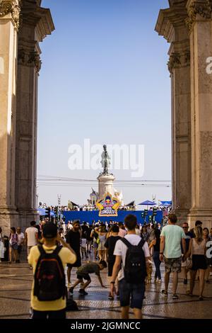 Lissabon, Portugal. 10.. Juli 2022. Menge während der RedBull Lisbon Conquest, im Terreiro do Paço, Lissabon. Kredit: SOPA Images Limited/Alamy Live Nachrichten Stockfoto