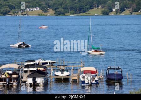 Blick von der Veranda des Hotels in der Chautauqua Institution. Stockfoto