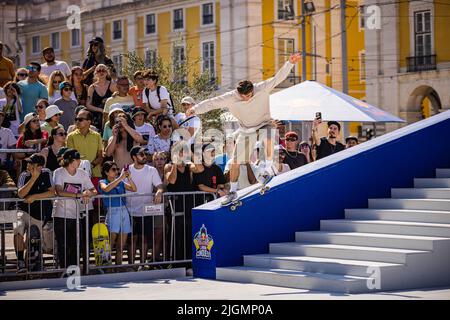 Lissabon, Portugal. 10.. Juli 2022. Der französische Skater Vincent Milou in Aktion während der RedBull Lisbon Conquest in Terreiro do Paço, Lissabon. (Foto von Henrique Casinhas/SOPA Images/Sipa USA) Quelle: SIPA USA/Alamy Live News Stockfoto