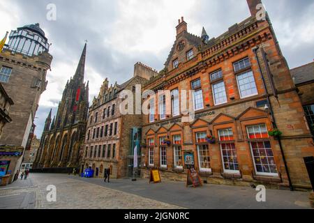 Scotch Whisky Experience im 354 Castlehill an der Royal Mile in der Altstadt von Edinburgh, Schottland, Großbritannien. Die Altstadt von Edinburgh ist seitdem ein UNESCO-Weltkulturerbe Stockfoto