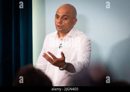 London, Großbritannien. 11.. Juli 2022. Der Kandidat der konservativen Parteiführung, Sajid Javid, MP, spricht beim Start seiner Kampagne in London. Der Zeitplan für den Wettbewerb, um Boris Johnsons Nachfolger als konservativen Führer zu finden, wurde heute vom Ausschuss für 1922 beschlossen, wobei bis zum 5.. September ein neuer Premierminister gewählt werden soll. Kredit: SOPA Images Limited/Alamy Live Nachrichten Stockfoto