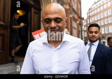 London, Großbritannien. 11.. Juli 2022. Der Kandidat der konservativen Parteiführung, Sajid Javid, scheidet aus, nachdem er seine Kampagne in London gestartet hatte. Der Zeitplan für den Wettbewerb, um Boris Johnsons Nachfolger als konservativen Führer zu finden, wurde heute vom Ausschuss für 1922 beschlossen, wobei bis zum 5.. September ein neuer Premierminister gewählt werden soll. Kredit: SOPA Images Limited/Alamy Live Nachrichten Stockfoto