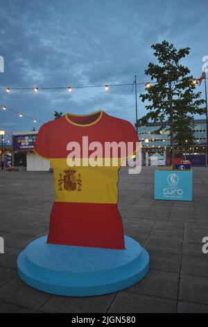 Ein Selfie-Spot für spanische Fans in der Fan Zone am Station Square, Milton Keynes bei den UEFA Women's Euros 2022. Stockfoto