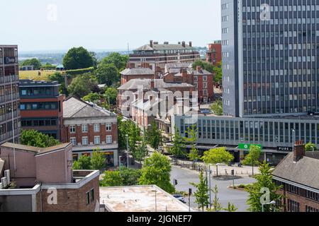 Blick auf die Friar Lane und den Maid Marian Way vom Dach des Pearl Assurance Building in Nottingham City, Nottinghamshire, England Stockfoto