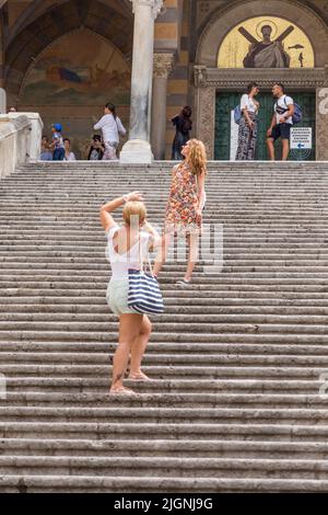 Touristen in Positano, Amalfiküste, Italien Stockfoto