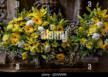 Barcelona Kathedrale Kloster mit dem Brunnen und dem 'Ou com balla' (das Ei beim Tanzen), eine katalanische Tradition des Corpus Day (Barcelona, Spanien) Stockfoto