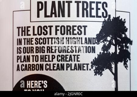 Pflanzen Sie Bäume der verlorene Wald in den schottischen Highlands ist unser großer Wiederaufforstungsplan, um zur Schaffung eines CO2-sauberen Planeten beizutragen - Details zum Brewdog Lager Stockfoto