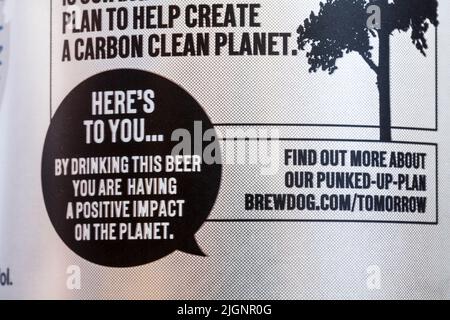 Hier ist für Sie durch das Trinken dieses Bieres haben Sie einen positiven Einfluss auf den Planeten - Detail auf Dose von Brewdog Lost Lager Planet First Lager Stockfoto