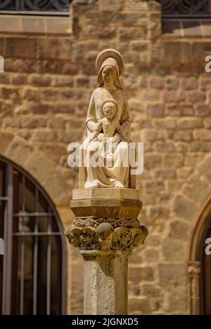 Innenhof des Bischofspalastes von Barcelona und aktuelle Diözesanarchiv der Stadt (Barcelona, Katalonien, Spanien) ESP: Patio del palacio Episcopal Stockfoto