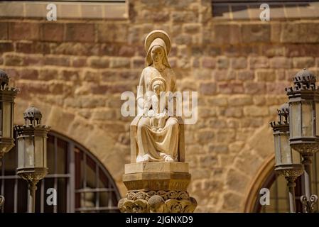 Innenhof des Bischofspalastes von Barcelona und aktuelle Diözesanarchiv der Stadt (Barcelona, Katalonien, Spanien) ESP: Patio del palacio Episcopal Stockfoto