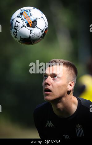 Charleroi's Daan Heymans in Aktion während einer Trainingseinheit des belgischen Fußballteams der ersten Liga Sporting Charleroi vor der Saison 2022-2023, Dienstag, 12. Juli 2022 in Garderen, Niederlande. BELGA FOTO VIRGINIE LEFOUR Stockfoto