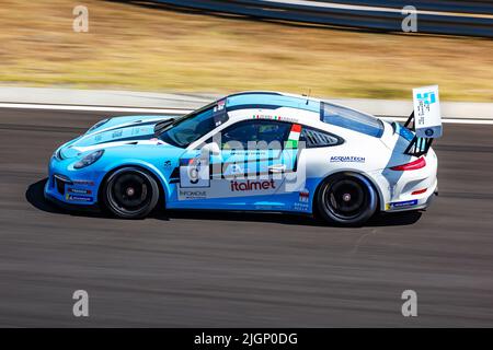 Mogyorod, Ungarn - 9. Juli 2022: GT Cup Open Europe. Porsche 991 GT3. Motorsport und Rennen. Sportwagen und Supersportwagen. Grand prix und Rennen. Action-Phot Stockfoto