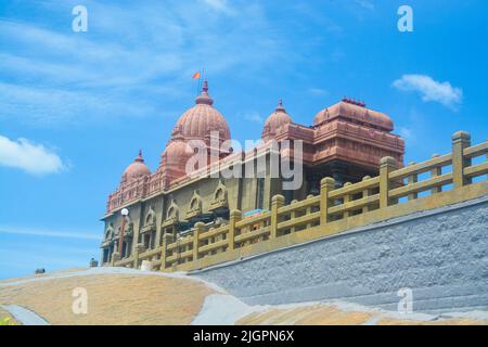 Vivekananda Rock Memorial im Indischen Ozean in der Nähe von Kanyakumari, Indien. Stockfoto