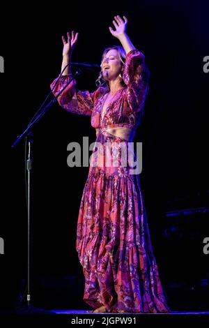 Toronto, Kanada. 11.. Juli 2022. Die kanadische Singer-Songwriterin Sarah McLachlan tritt bei einer ausverkauften Show auf der Budweiser Stage in Toronto auf. Kredit: SOPA Images Limited/Alamy Live Nachrichten Stockfoto