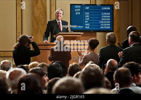 GEOFFREY RUSH, DAS BESTE ANGEBOT, 2013 Stockfoto