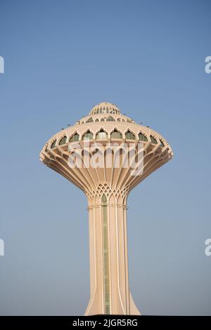 Al Khobar Corniche Blick am Morgen. Stadt Khobar, Wasserturm Saudi-Arabien Stockfoto