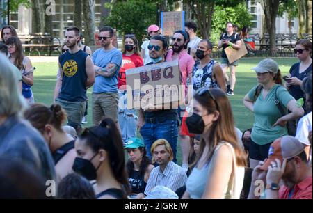 Die Aktivistengruppen, die sich auf dem Cadman Plaza versammeln, um Gerechtigkeit für Abtreibung in New York City zu fordern Stockfoto