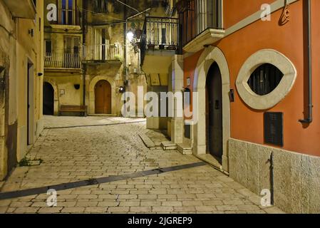 Eine kleine Straße in Guardia Sanframondi, einem Dorf in der Provinz Benevento in Italien Stockfoto