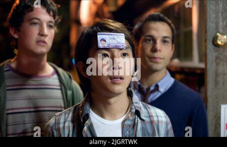 TELLER, CHON, ASTIN, 21 UND ÜBER, 2013 Stockfoto