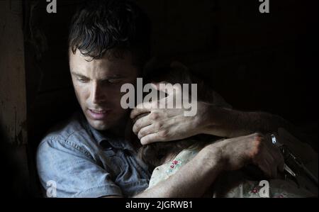 CASEY AFFLECK, ROONEY MARA, AI NICHT, SIE STELLEN DIE HEILIGEN, 2013 Stockfoto