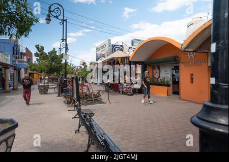 Zahnarzt Bürogebäude in Mexiko. Viele Amerikaner besuchen für billige Zahnpflege. Stockfoto