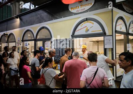 La Primeria Street Food in Mercato Centrale oder Central Market in Florenz Italien Stockfoto