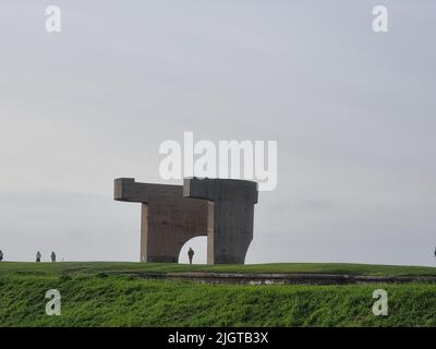 Eine schöne Aussicht auf die Skulptur Elogio del horizonte in Gijon, Spanien Stockfoto