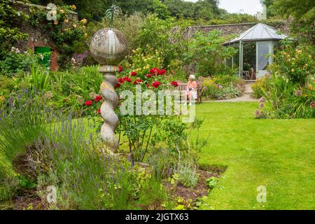 England, Devon, Hartland Abbey, ummauerter Garten Stockfoto