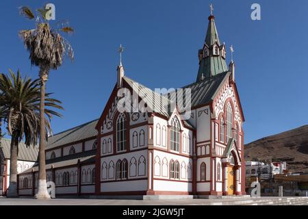 Die Kathedrale von Arica ist eine Kirche aus Metall, die in den Werkstätten von Gustave Eiffel in Frankreich gebaut wurde. Arica, Chile. Stockfoto