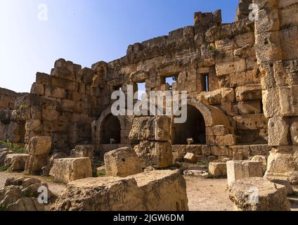 Großer Hof des Tempelkomplexes, Baalbek-Hermel Governorate, Baalbek, Libanon Stockfoto