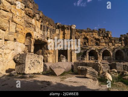 Großer Hof des Tempelkomplexes, Baalbek-Hermel Governorate, Baalbek, Libanon Stockfoto