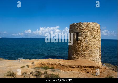 2021 juni 06 - Europa, Italien, Sardinien, Porto Torres, Torre Abbacurrente Stockfoto