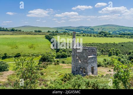 Wheal Betsy in der Nähe von Tavistock - eine zerstörte Zinnmine Stockfoto