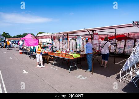 Ein Blick auf den lokalen Wochenmarkt in Sheringham North Norfolk Stockfoto