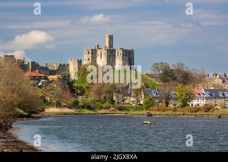 Warkworth Castle on the River Coquet, Warkworth, Northumberland, England, Vereinigtes Königreich, Europa Stockfoto