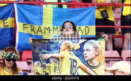 Sheffield, England, 13.. Juli 2022. Schweden-Fans beim Spiel der UEFA Women's European Championship 2022 in Bramall Lane, Sheffield. Bildnachweis sollte lauten: Darren Staples / Sportimage Stockfoto