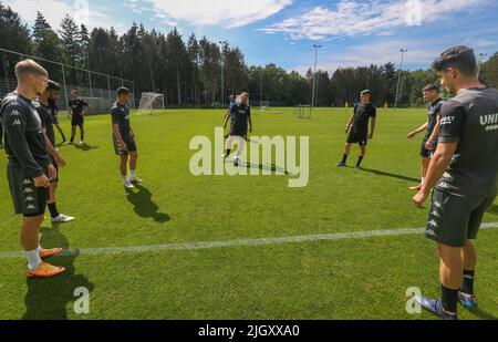 Garderen, Niederlande. 13. Juli 2022, Charlerois neuer Spieler Jonas Bager, der vor der Saison 2022-2023 am Mittwoch, dem 13. Juli 2022 in Garderen, Niederlande, in Aktion bei einer Trainingseinheit des belgischen Fußballteams der ersten Liga, Sporting Charleroi, abgebildet wurde. BELGA FOTO VIRGINIE LEFOUR Stockfoto