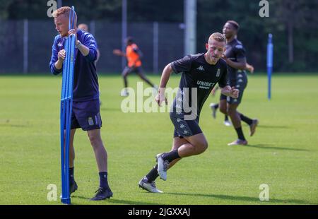 Garderen, Niederlande. 13. Juli 2022, Charlerois neuer Spieler Jonas Bager, der vor der Saison 2022-2023 am Mittwoch, dem 13. Juli 2022 in Garderen, Niederlande, in Aktion bei einer Trainingseinheit des belgischen Fußballteams der ersten Liga, Sporting Charleroi, abgebildet wurde. BELGA FOTO VIRGINIE LEFOUR Stockfoto
