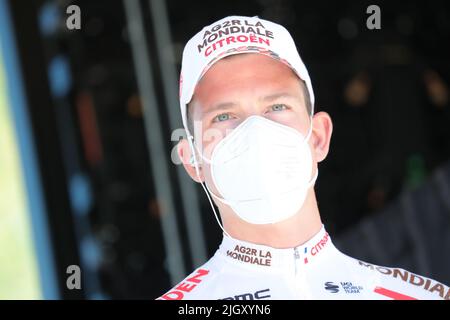 Albertville, Frankreich. 13.. Juli 2022. UCI Tour de France Radtour, Etappe 11 von Albertville nach Granon Pass; Bob Jungels (LUX); Credit: Action Plus Sports/Alamy Live News Stockfoto