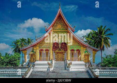 Der buddhistische Haw Pha Bang Tempel auf dem Gelände des Royal Palace Museums in Luang Prabang, Laos Stockfoto