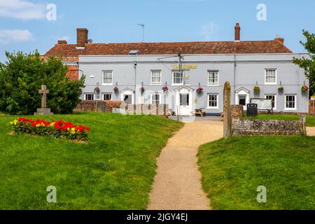 Essex, Großbritannien - September 2021: Das öffentliche Haus Swan in der wunderschönen Stadt Thaxted, Großbritannien. Stockfoto