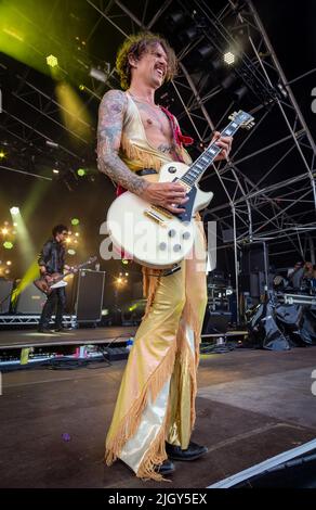 Justin Hawkins of the Darkness, live beim Cornbury Festival 2022. Stockfoto