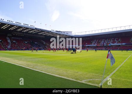 Sheffield, Großbritannien. 13.. Juli 2022. Sheffield, England, Juli 13. 2022: Gesamtansicht des Stadions während des UEFA Womens Euro 2022 Gruppe C Fußballspiels zwischen Schweden und der Schweiz in der Bramall Lane in Sheffield, England. (Daniela Porcelli /SPP) Quelle: SPP Sport Press Foto. /Alamy Live News Stockfoto